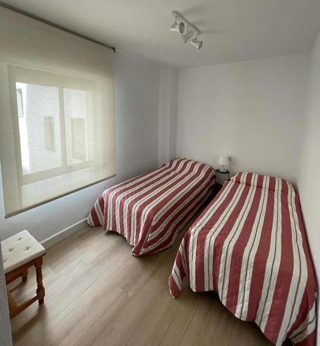 Apartamento En Puerto De Santa Maria, Playa Las Redes Ел Пуерто де Санта Мария Екстериор снимка