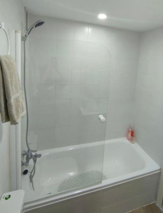 Apartamento En Puerto De Santa Maria, Playa Las Redes Ел Пуерто де Санта Мария Екстериор снимка