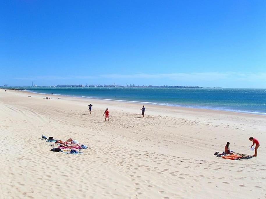 Apartamento En Puerto De Santa Maria, Playa Las Redes Ел Пуерто де Санта Мария Екстериор снимка